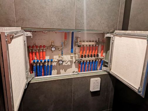 Люк под плитку Секрет 3.0, 2 створки 1200*1050 Люк под плитку Секрет 3.0, 2 створки 1200*1050