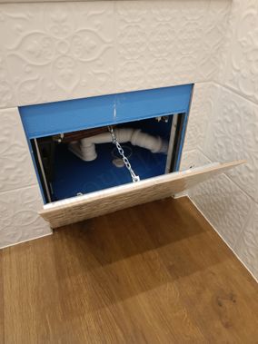 Люк под плитку АлюЛайт II 600*300 Люк под плитку АлюЛайт II 600*300