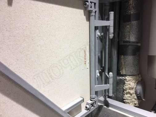 Люк под плитку Нажимной Железяка 750*650 Люк под плитку Нажимной Железяка 750*650